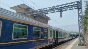 Những chuyến tàu mang số hiệu hy vọng