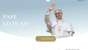 Một Nữ Tu, Nguồn Gốc Của Trang Web Đầu Tiên Của Vatican