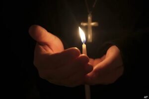 Hai Ngọn Nến Đức Tin