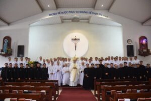 Đức Giám Mục David L. Toups Viếng Thăm Dòng Mẹ Chúa Cứu Chuộc, Việt Nam