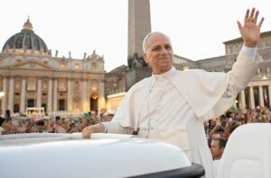 ĐTC Lêô XIV: Chúng ta hãy vượt thắng hận thù và bạo lực