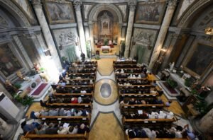 Đức Thánh Cha dâng Thánh lễ tại nhà thờ thánh Anna ở Vatican
