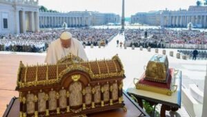 Đức Thánh Cha: Hai Thánh Louis và Zélie Martin cho thấy hôn nhân là con đường nên thánh