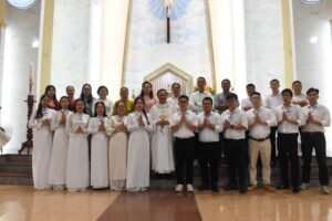 Mừng Lễ Chúa Kitô Vua Và Rửa Tội Cho 12 Anh Chị Em Gia Nhập Giáo Hội Tại Nhà Thờ Giáo Xứ Châu Bình Ngày 23-11-2025