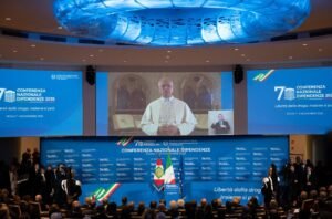 Đức Thánh Cha Lêô XIV kêu gọi trợ giúp và giáo dục giới trẻ thoát khỏi tình trạng ‘nghiện ngập’