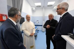 Đức Thánh Cha Lêô XIV khánh thành Phòng khám Thánh Martinô