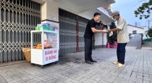 TỦ BÁNH MÌ KHÔNG ĐỒNG – CHIA SẺ TỪ TRÁI TIM, LAN TỎA TÌNH CHÚA