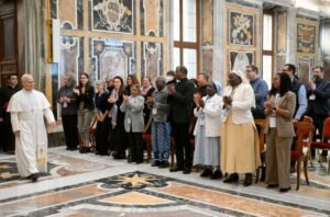 ĐTC Lêô XIV than phiền về việc trẻ em không được chăm sóc và thiếu sự bảo vệ