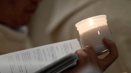 Số người trẻ được rửa tội gia tăng tại Anh quốc