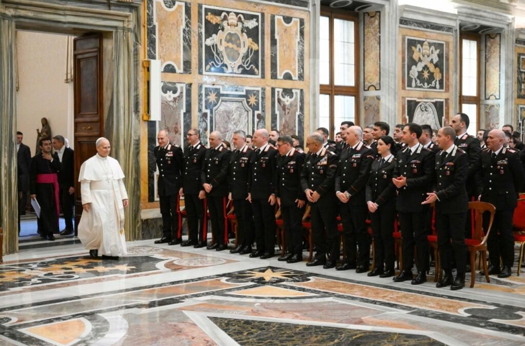 ĐTC Lêô XIV mời gọi lực lượng quân cảnh tỉnh Roma phục vụ theo tinh thần Tin Mừng