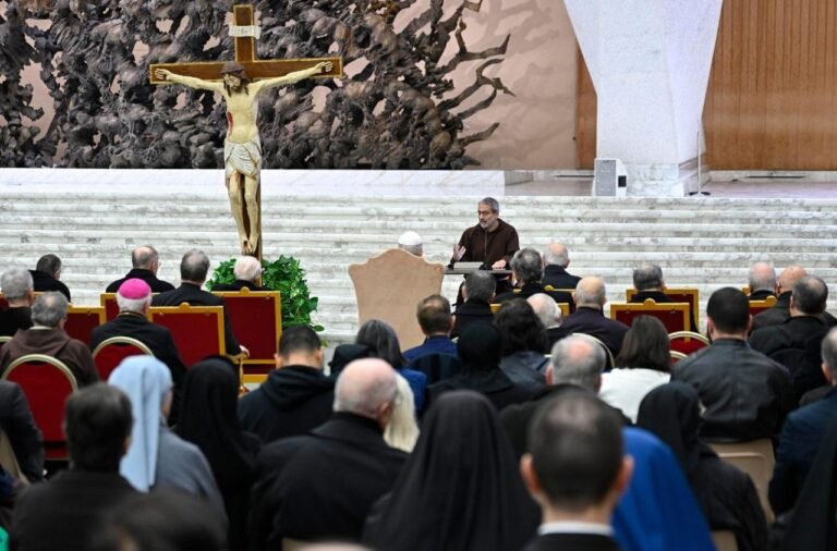 Chúa Nhật Lễ Lá và Cuộc Thương Khó. Chủ đề: “Nhu cầu”