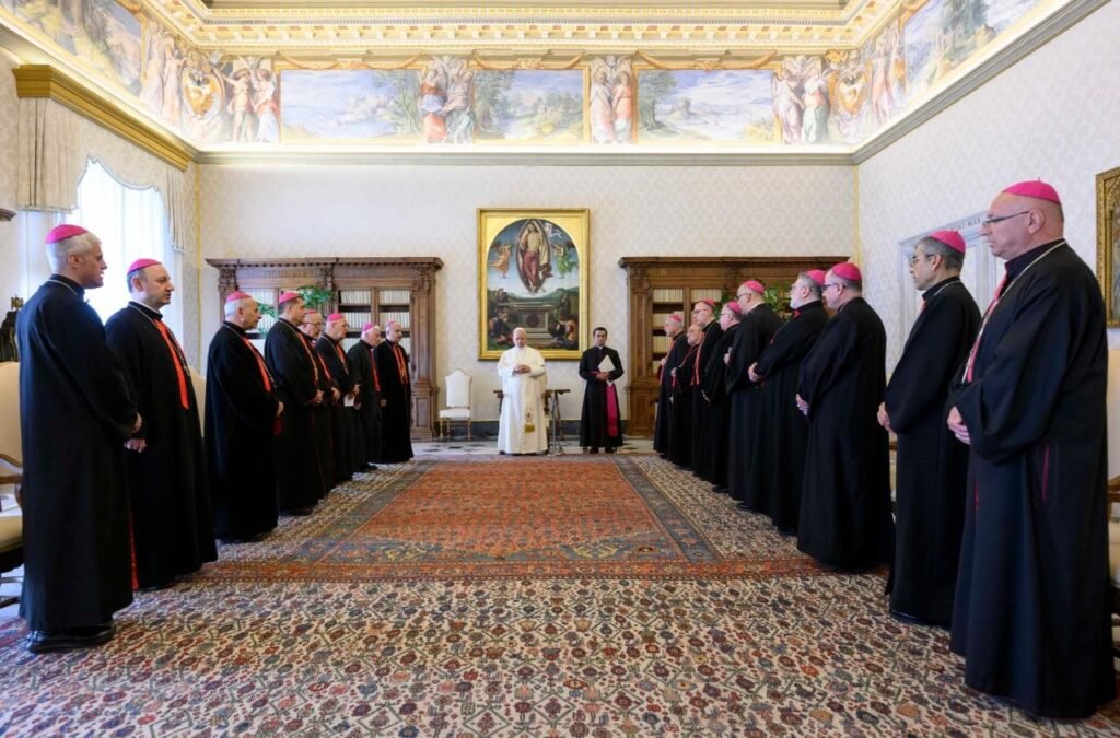 ĐTC Lêô XIV: Thiên Chúa không chúc lành cho chiến tranh