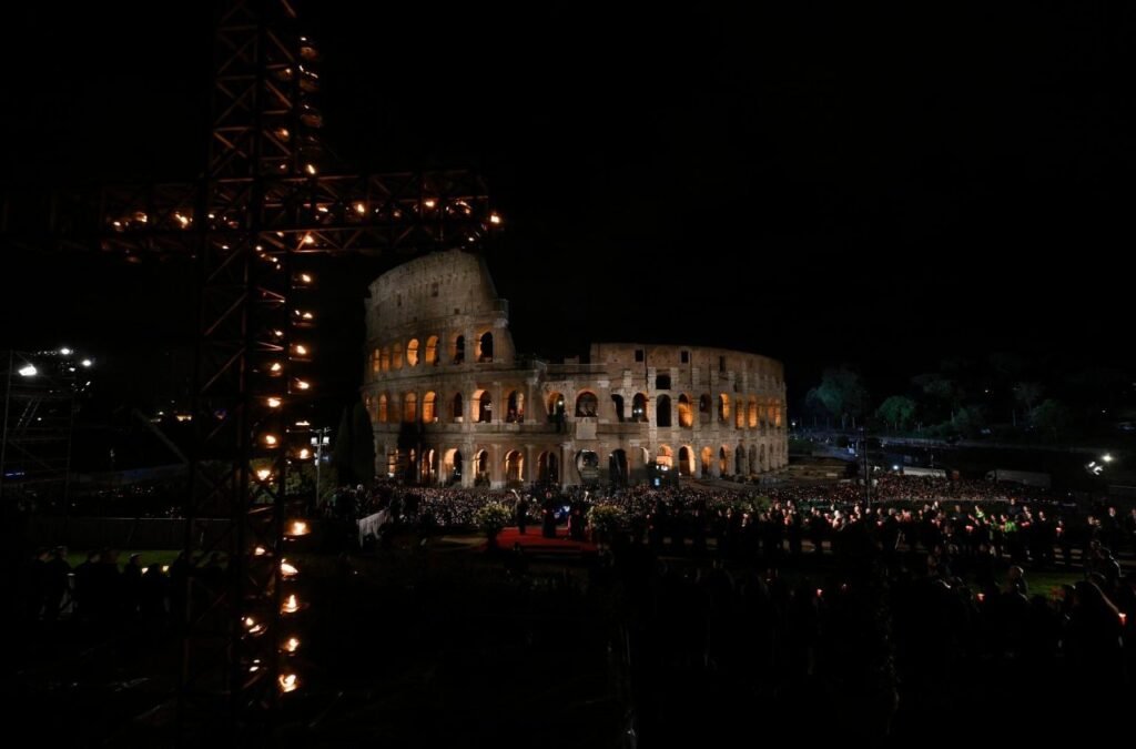 Các bài suy niệm Đàng Thánh Giá tại Colosseo (Thứ Sáu Tuần Thánh 3/4/2026)
