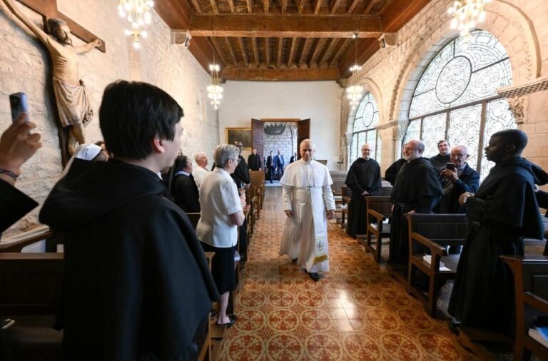 Đức Thánh Cha gặp gia đình Augustinô miền Catalonia