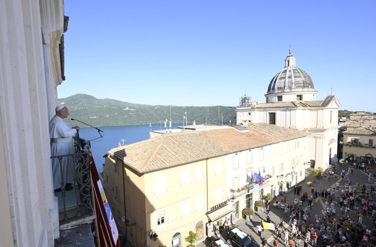 Cha xứ Castel Gandolfo mong Đức Thánh Cha có kỳ nghỉ ngơi thật sự tại đây