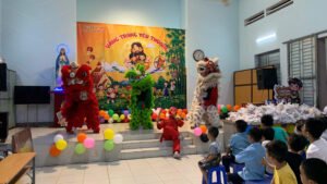 Rạng rỡ giữa cơn mưa chiều Thủ Đức