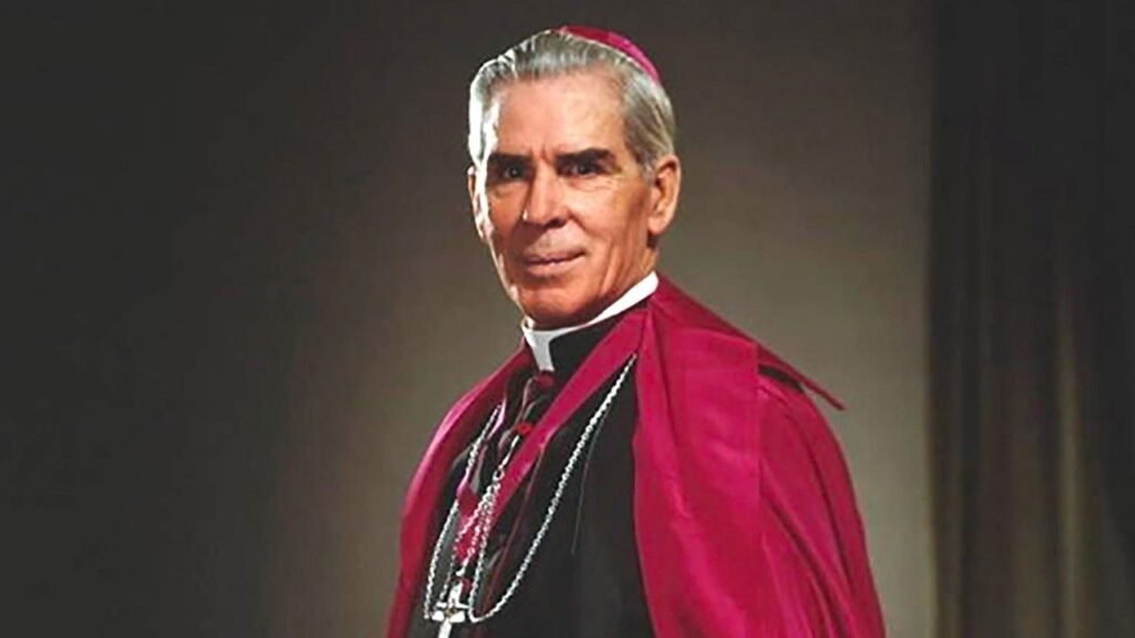 Đức Thánh Cha nhận thánh tích Chân phước Giám mục Fulton Sheen